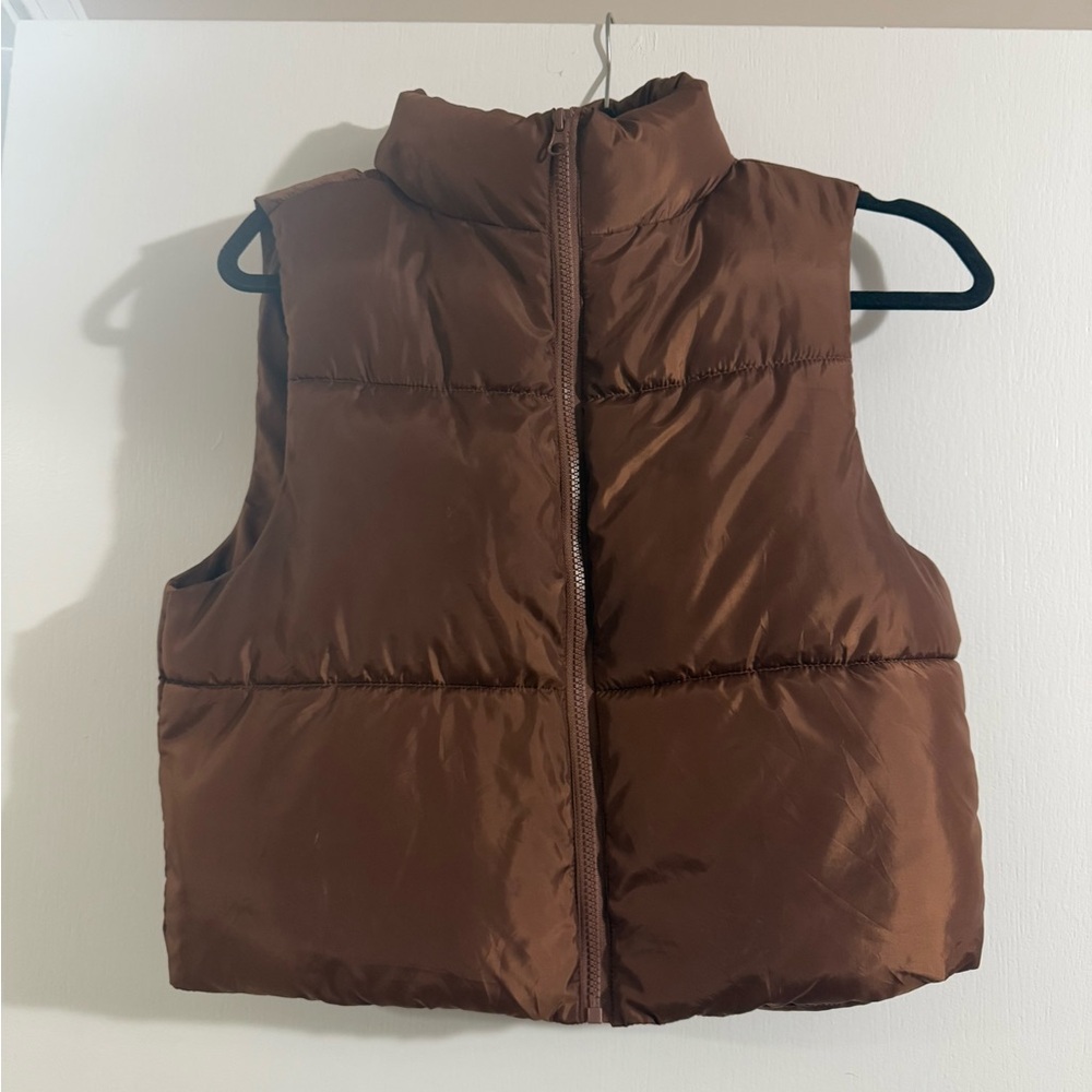 Willow and Root Puffer Vest